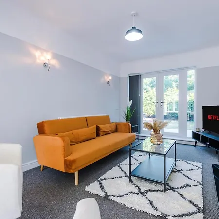 Villa Premium 3-Bed Detached By Papermill, Deeside - Wirral à Bromborough Extérieur photo