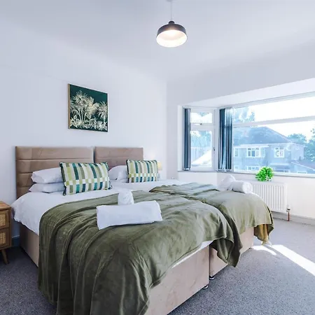 Villa Premium 3-Bed Detached By Papermill, Deeside - Wirral à Bromborough Extérieur photo