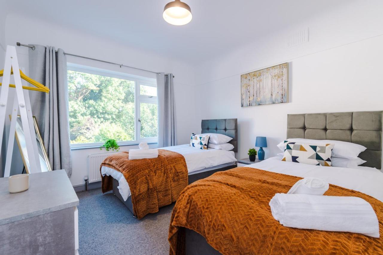 Premium 3-bed Detached By Papermill, Deeside - Wirral * Bromborough