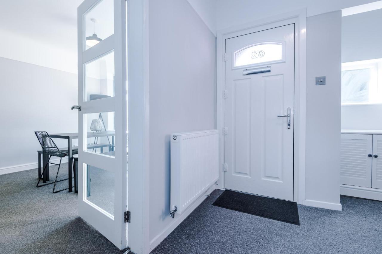 Premium 3-bed Detached By Papermill, Deeside - Wirral *